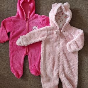 Warm Footsie Onesies 6/9